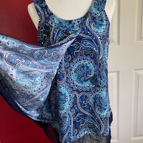 Roz & Ali Asymmetrical Blue Sleeveless Tank Top - Picture 2 of 11